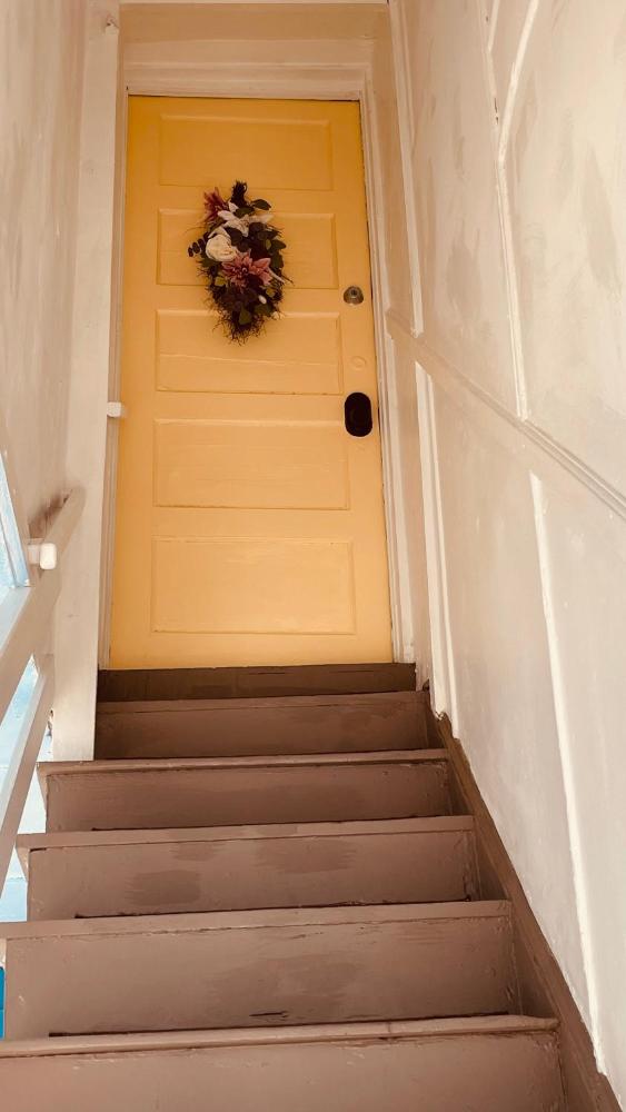 Victorian Luxury One Bedroom Apartment